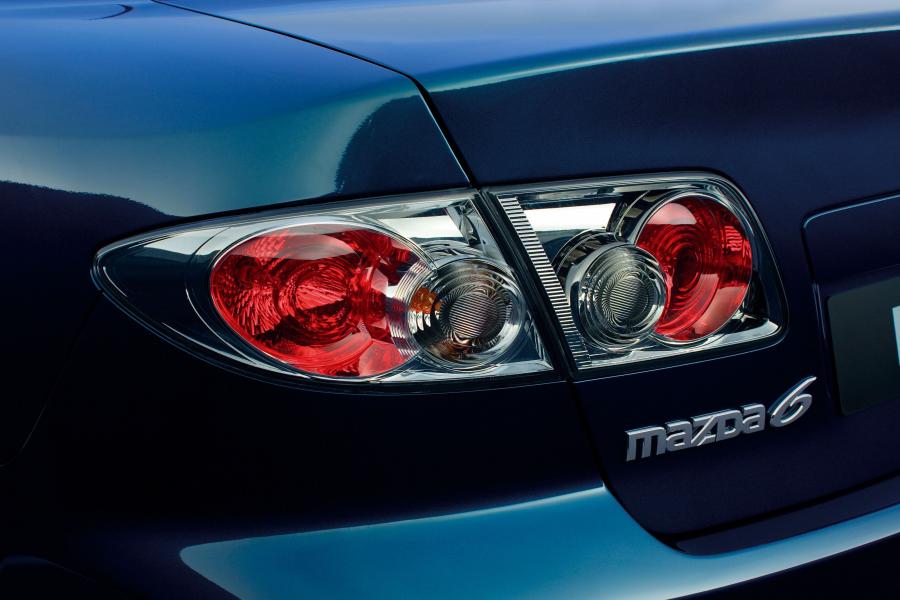  Mazda6 2005 года  (фото 46 из 49)